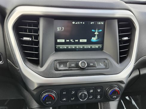Used 2019 GMC Acadia SLE image 29