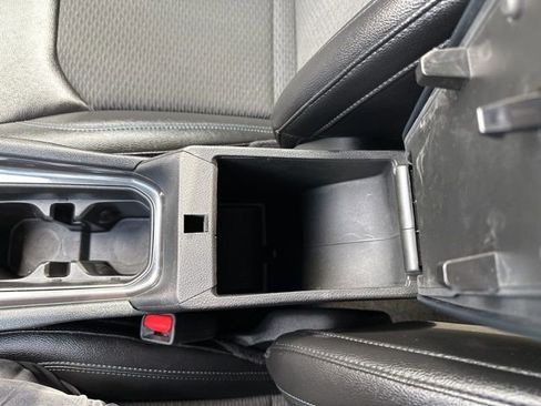 Used 2025 Jeep Compass Latitude image 27