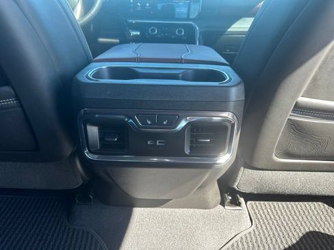 Used 2024 GMC Sierra 1500 Denali Ultimate AWD/4WD image 23