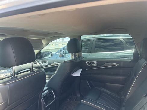 Used 2019 INFINITI QX60 Luxe w/ Essential Package FWD image 11