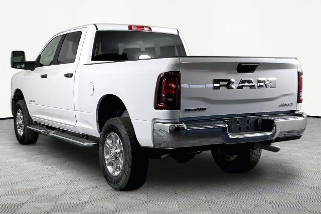 Used 2026 RAM 2500 Big Horn AWD/4WD image 4
