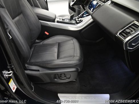 Used 2019 Land Rover Range Rover Sport HSE image 19