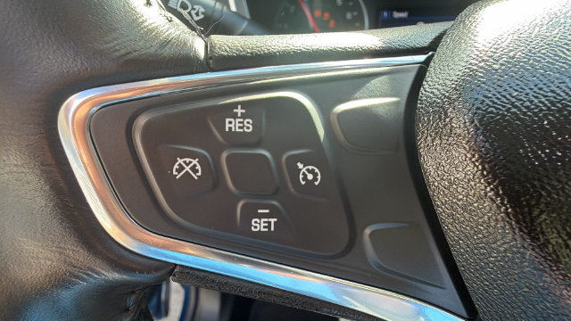Used 2019 Chevrolet Equinox LT AWD/4WD image 22