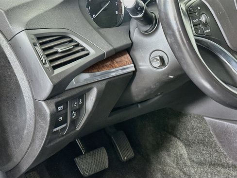 Used 2017 Acura MDX SH-AWD image 16