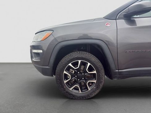Used 2020 Jeep Compass Trailhawk AWD/4WD image 20