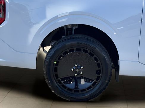 New 2025 Ford Maverick Lobo image 45