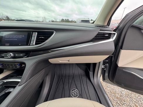 Used 2023 Buick Enclave Essence w/ Experience Buick Package image 30