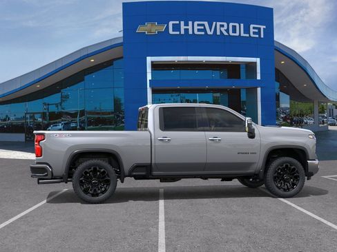 New 2026 Chevrolet Silverado 2500 LTZ w/ LTZ Premium Package AWD/4WD image 29