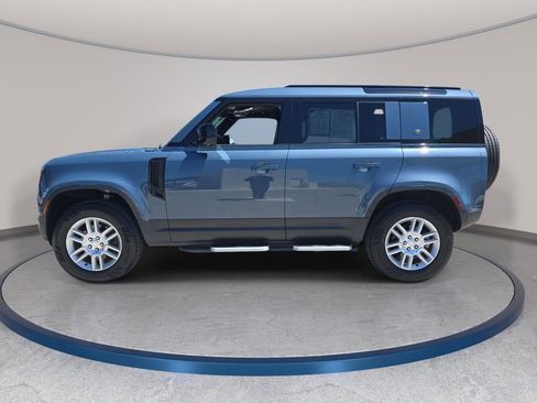 Used 2023 Land Rover Defender 110 S AWD/4WD image 9