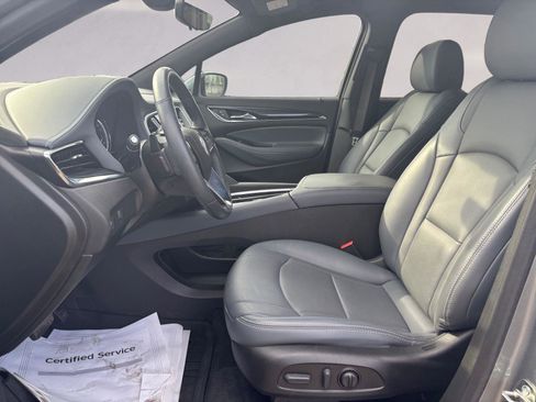 Used 2023 Buick Enclave Essence w/ Sound and Sites Package image 9