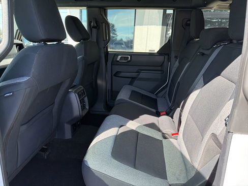 Used 2025 Ford Bronco Big Bend image 5