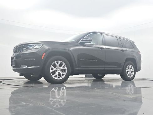 Used 2022 Jeep Grand Cherokee L Limited w/ Luxury Tech Group II AWD/4WD image 25