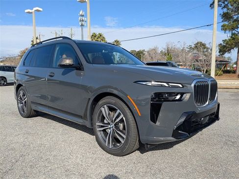 New 2026 BMW X7 xDrive40i image 2