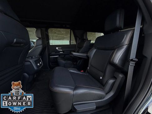 Used 2025 Ford Expedition Tremor AWD/4WD image 23