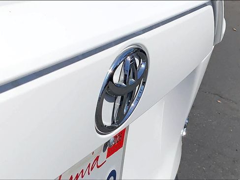 Used 2024 Toyota RAV4 XLE w/ Convenience Package FWD image 30