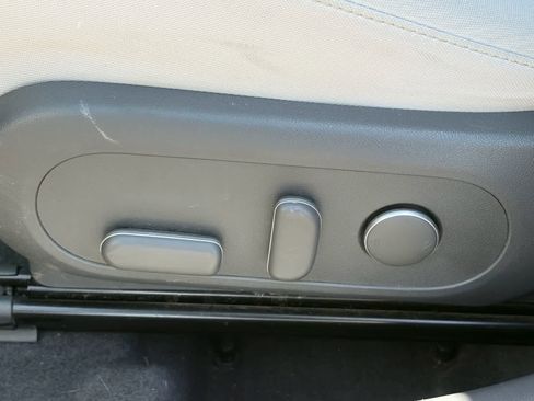 Used 2024 Hyundai Kona SEL AWD/4WD image 8