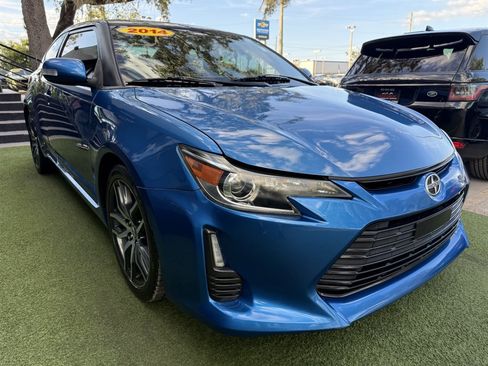 Used 2014 Scion tC FWD image 3