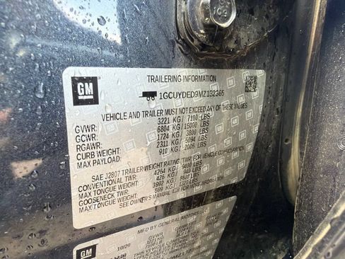 Used 2021 Chevrolet Silverado 1500 LT AWD/4WD image 29