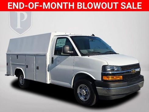 New 2025 Chevrolet Express 3500 w/ Power Convenience Package RWD image 2