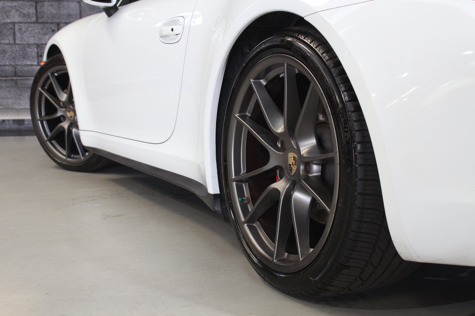 Used 2013 Porsche 911 Carrera 4S AWD/4WD image 29