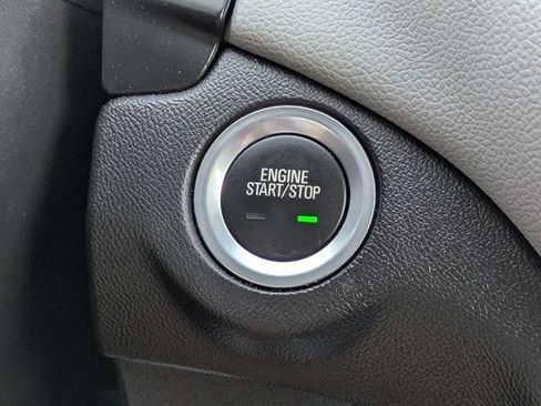 Used 2024 Chevrolet Equinox LT FWD image 25