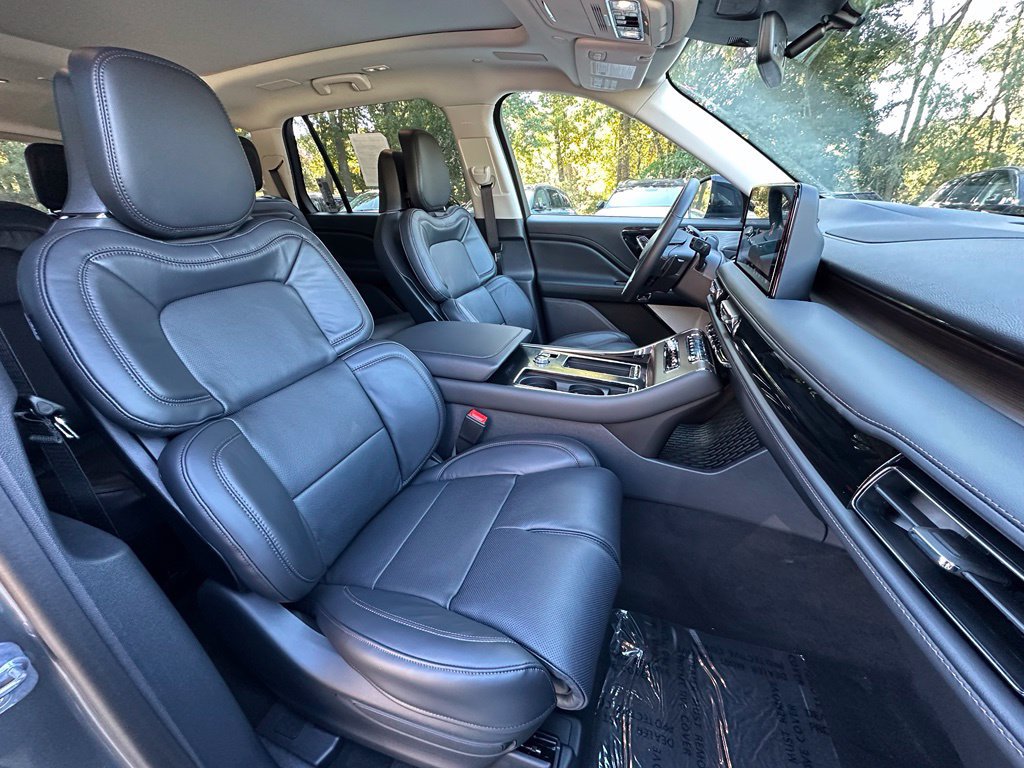 New 2027 Lincoln Aviator Reserve AWD/4WD image 24