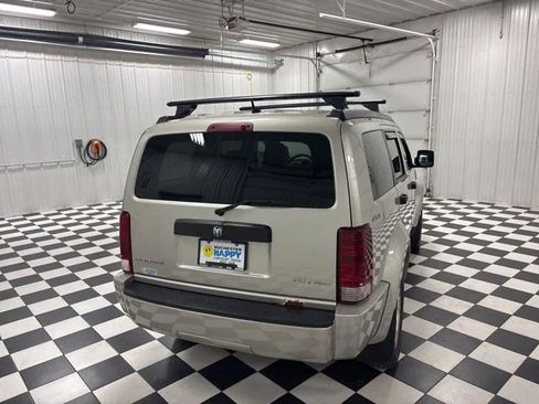 Used 2009 Dodge Nitro SE AWD/4WD image 4