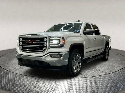 Used 2018 GMC Sierra 1500 SLT image 3
