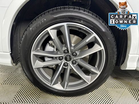 Certified 2025 Audi Q3 2.0T Premium w/ Convenience Package image 32