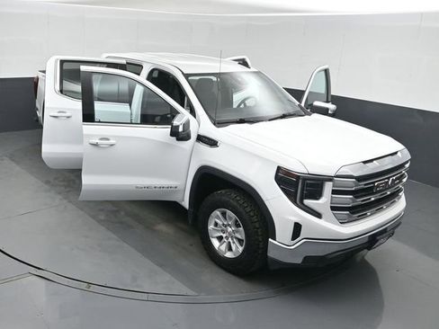 Used 2023 GMC Sierra 1500 SLE AWD/4WD image 49