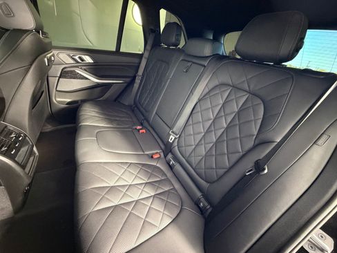 Used 2024 BMW X5 sDrive40i w/ M Sport Package image 29