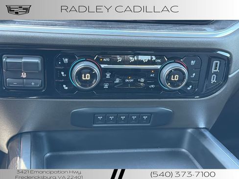Used 2024 Chevrolet Silverado 2500 LTZ w/ LTZ Premium Package AWD/4WD image 9
