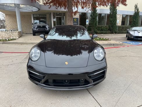 Used 2020 Porsche 911 Carrera 4S image 2