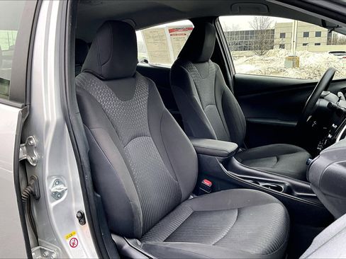 Used 2017 Toyota Prius Two w/ Prius Two Safety Plus Package image 7