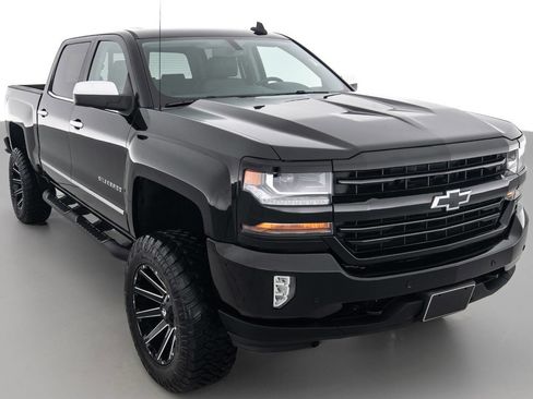 Used 2017 Chevrolet Silverado 1500 LTZ Z71 w/ LTZ Plus Package AWD/4WD image 1