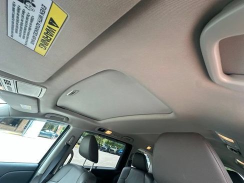 Used 2014 Honda Odyssey EX-L image 11