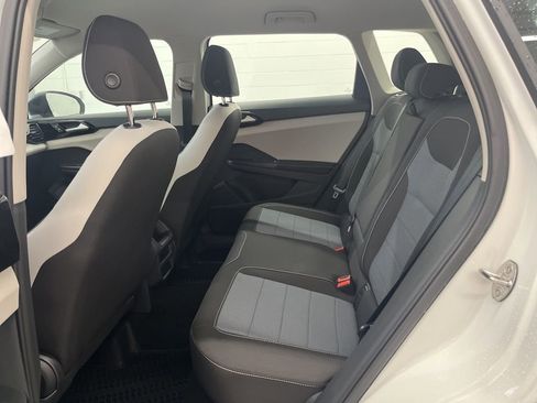 New 2026 Volkswagen Taos S image 30