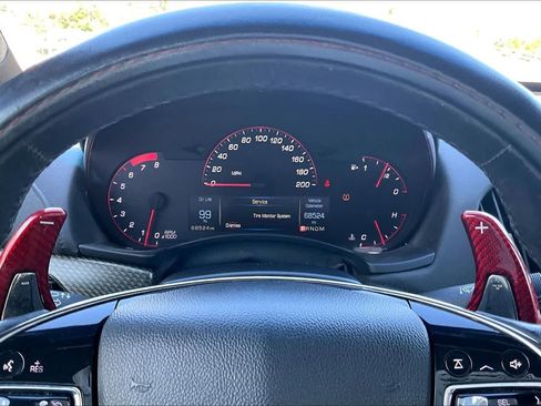 Used 2017 Cadillac ATS V w/ Luxury Package RWD image 17