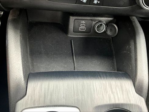 Used 2025 Ford Escape ST-Line AWD/4WD image 17