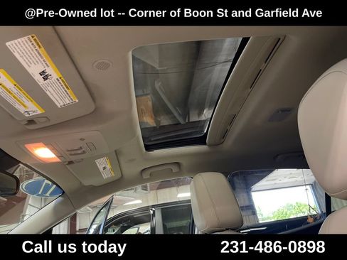 Used 2017 Buick Encore Essence AWD/4WD image 13