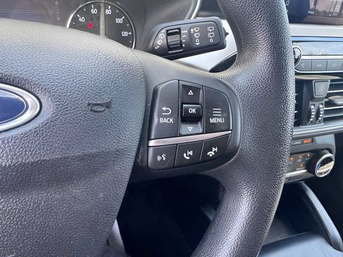Used 2022 Ford Escape SE FWD image 17