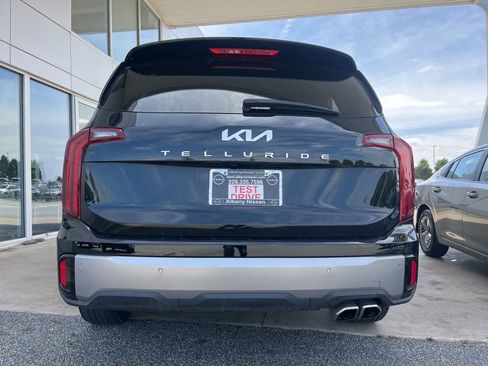 Used 2025 Kia Telluride S FWD image 27