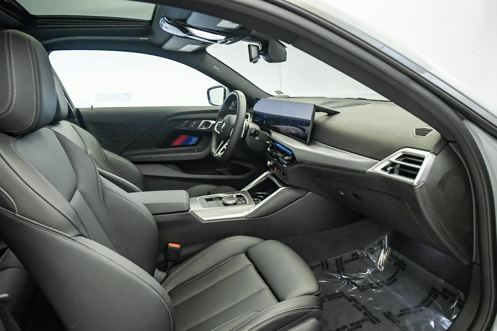 Used 2026 BMW 230i Coupe w/ Premium Package RWD image 15