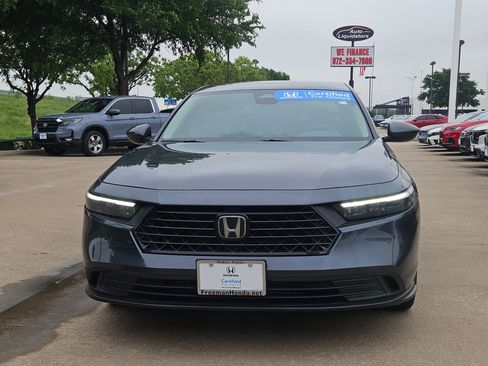 Certified 2023 Honda Accord LX image 2