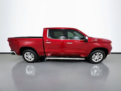 Used 2025 Chevrolet Silverado 1500 LTZ image 8