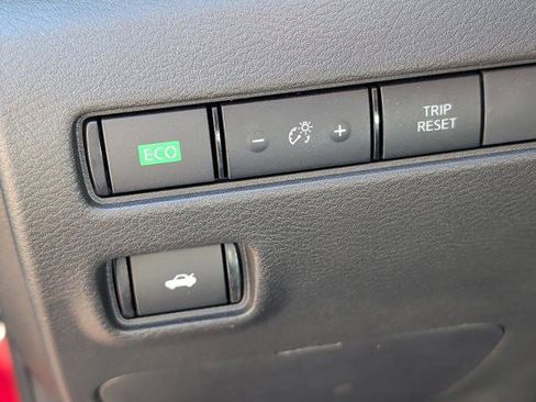 Certified 2025 Nissan Sentra SV w/ All-Weather Package FWD image 26