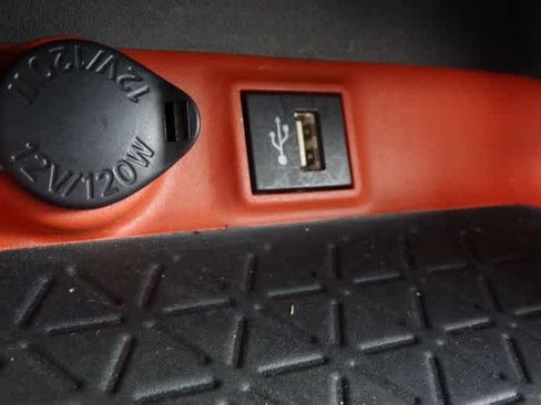 Used 2024 Toyota RAV4 Adventure image 16