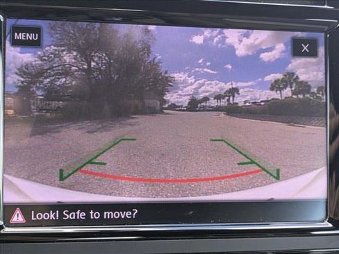 Used 2017 Volkswagen Beetle 1.8T SEL image 11