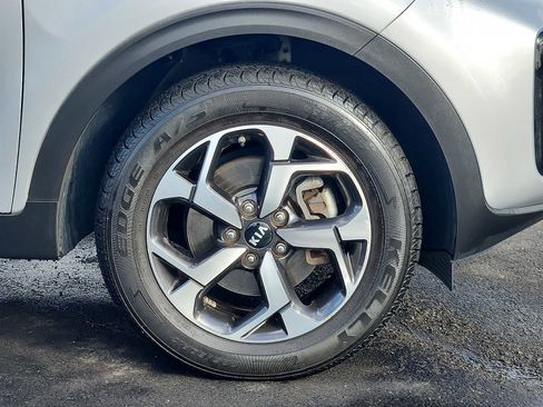 Used 2020 Kia Sportage LX image 8