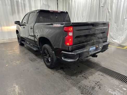 Certified 2024 Chevrolet Silverado 1500 Custom Trail Boss w/ LPO, Dark Essentials Package image 5